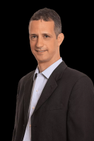 Yuval Navot